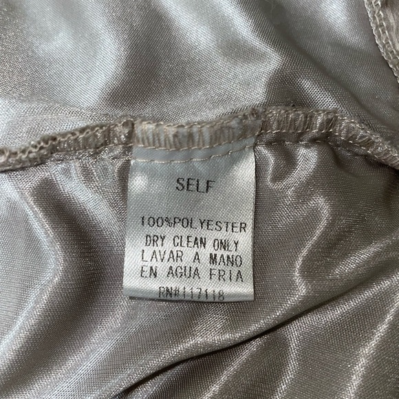 Marineblu Champagne Size L. - Picture 5 of 5